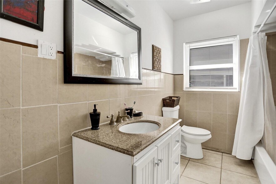 More Photos Of 76 NE 49th St, Miami Apartments For Sale