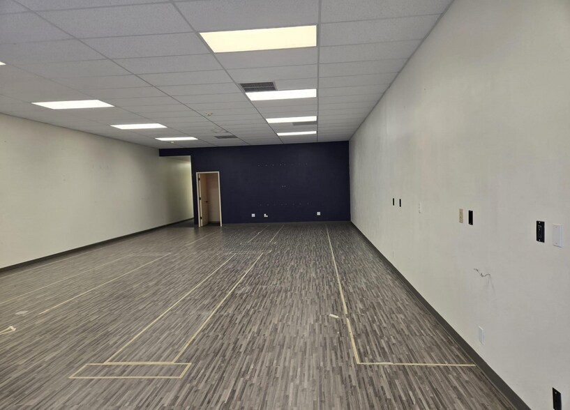 More Photos Of 4020 S Steele St, Tacoma General Retail For Lease