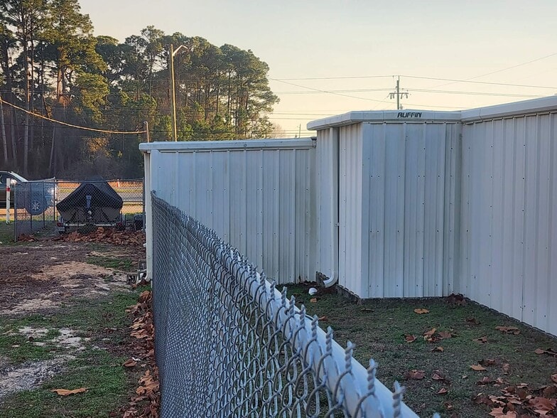 More Photos Of 1950 W Highway 98, Mary Esther Self Storage For Sale