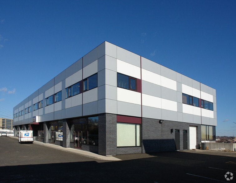 More Photos Of 330 Fairfield Ave, Stamford Light Distribution For Lease