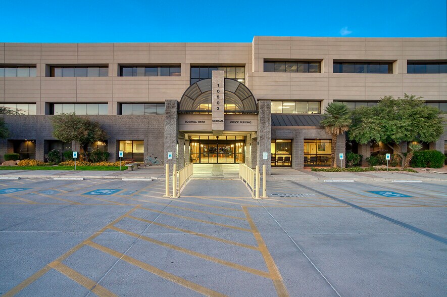 More Photos Of 10503 W Thunderbird Blvd, Sun City Medical For Lease