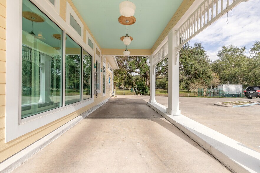 More Photos Of 197 E Church St, Deland General Retail For Sale