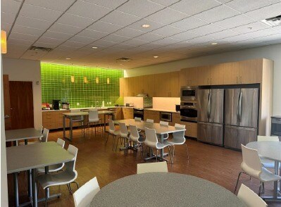 More Photos Of 1535 S 101st St, West Allis Manufacturing For Lease