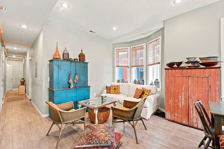 More Photos Of 807 S 49th St, Philadelphia Apartments For Sale