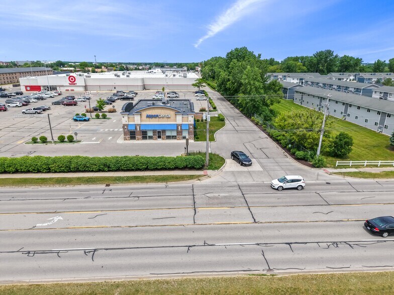 More Photos Of 4101 E Blue Grass Rd, Mt Pleasant Freestanding For Sale