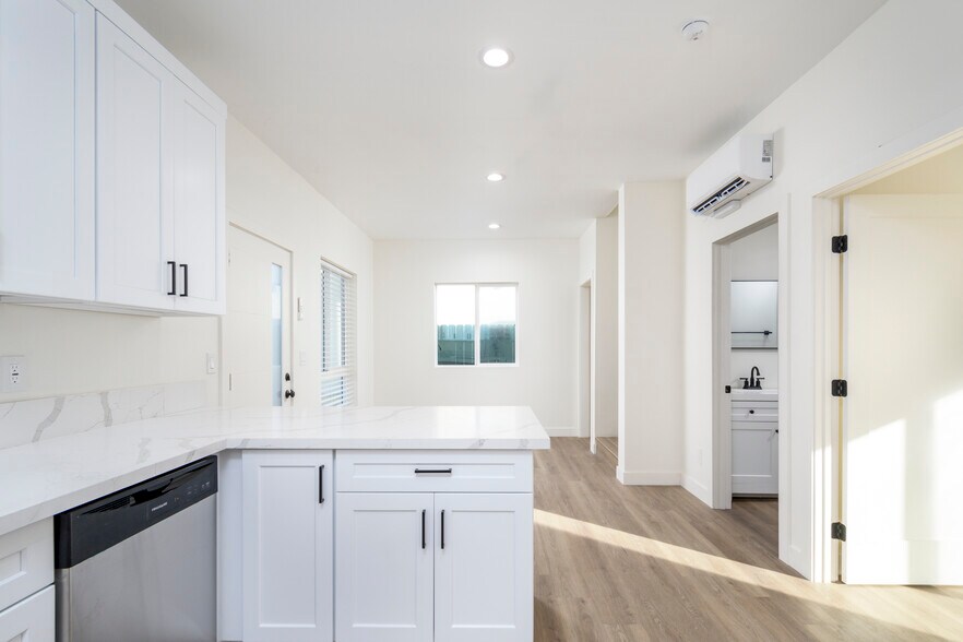 More Photos Of 5822 Gage Ave, Bell Gardens Apartments For Sale