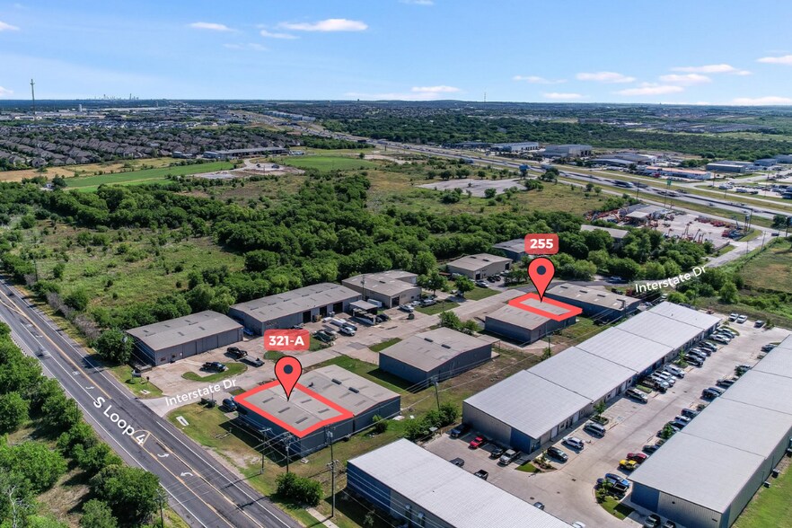 More Photos Of 2457 Interstate Park Dr, Buda Unknown For Lease