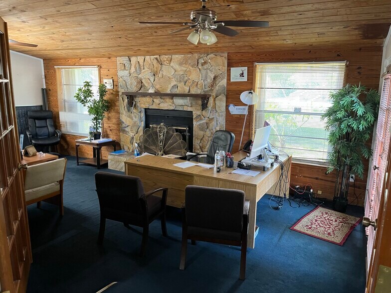 More Photos Of 1514 SE Port St Lucie Blvd, Port Saint Lucie Office Residential For Sale