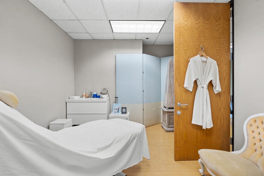 More Photos Of 203 Willow St, San Francisco Office For Sale