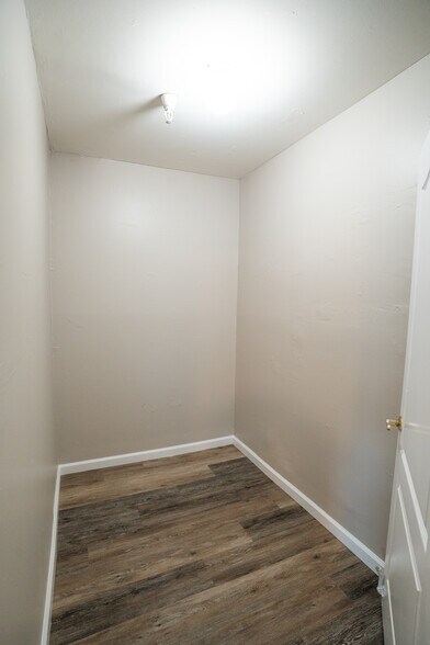 More Photos Of 932 Walnut Ave, Long Beach Specialty For Sale