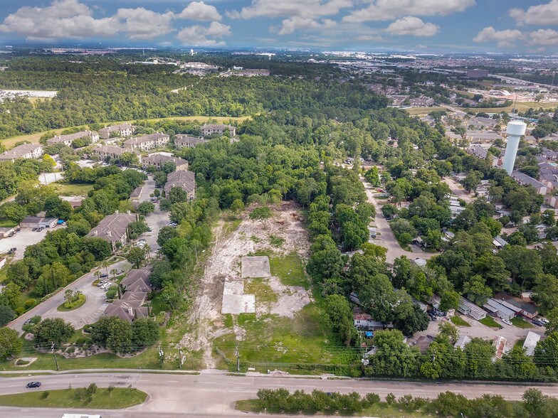 More Photos Of 822 W Greens Rd, Houston Land For Lease