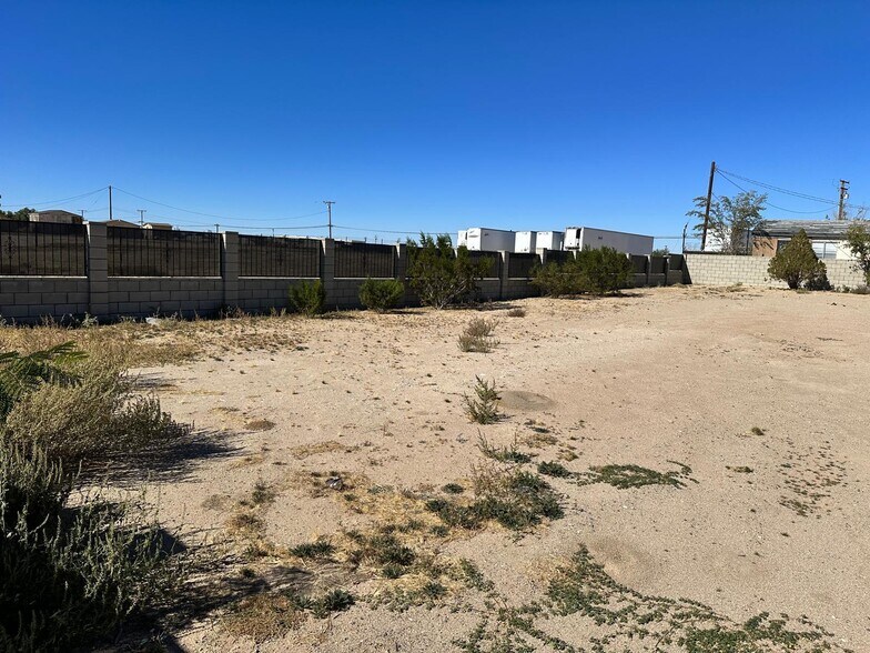 More Photos Of 15224 Bonanza Rd, Victorville Freestanding For Sale