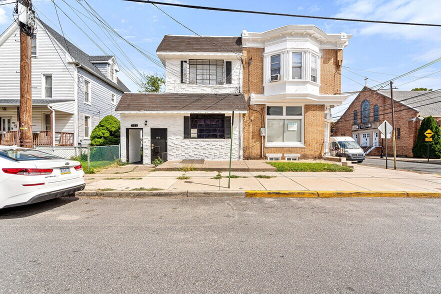 More Photos Of 156 Chestnut Ave, Oaklyn Apartments For Sale
