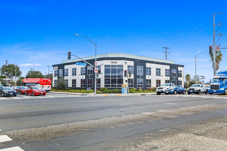 Primary Photo Of 1834-1836 Harbor Ave, Long Beach Freestanding For Sale