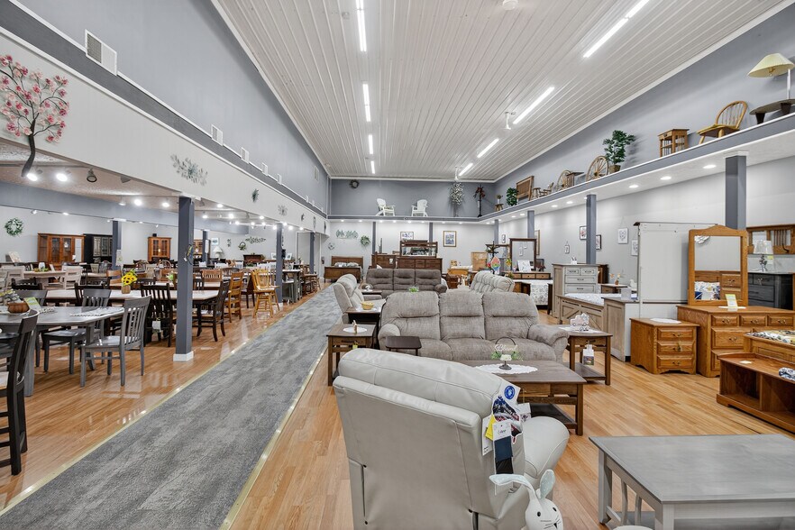 More Photos Of 3530 - 3532 Union St, North Chili Freestanding For Sale
