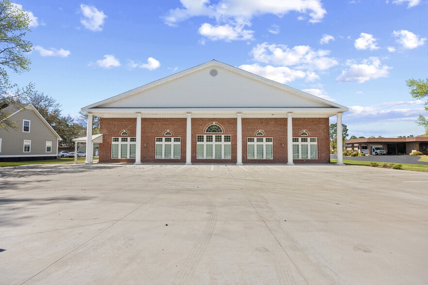 Primary Photo Of 69 Jessamine Ave, Georgetown Flex For Sale