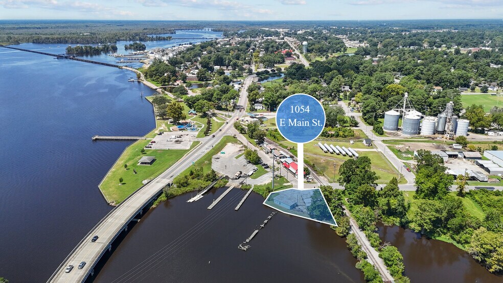 More Photos Of 1054 E Main St, Washington General Retail For Sale