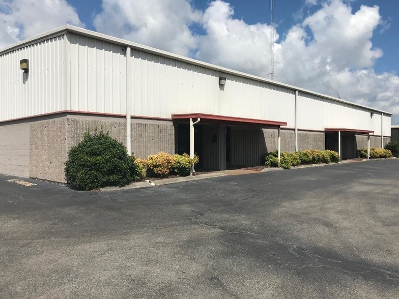 Primary Photo Of 201-207 Omohundro Pl, Nashville Industrial For Sale