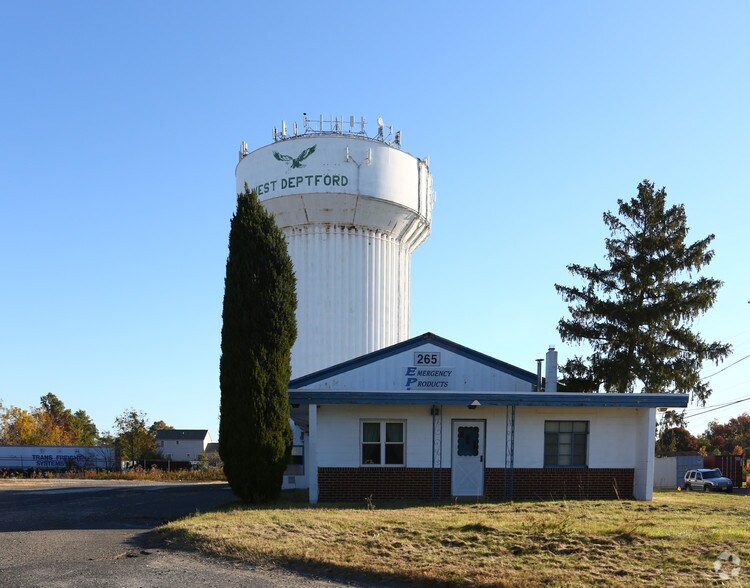 More Photos Of 265 Jessup Rd, West Deptford Warehouse For Lease