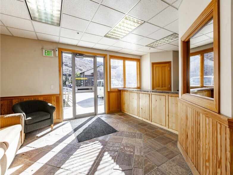 More Photos Of 2064 Prospector Ave, Park City Medical For Lease
