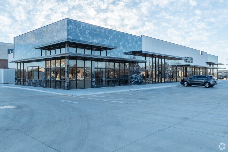 More Photos Of 10245 S 82nd E Ave, Tulsa Storefront Retail Office For Lease