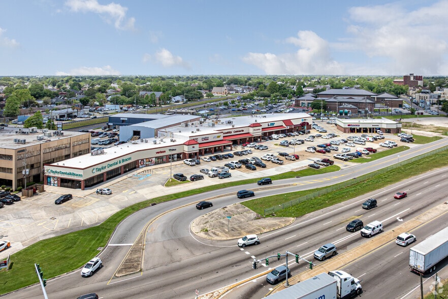 More Photos Of 2222 Clearview Pky, Metairie Unknown For Lease