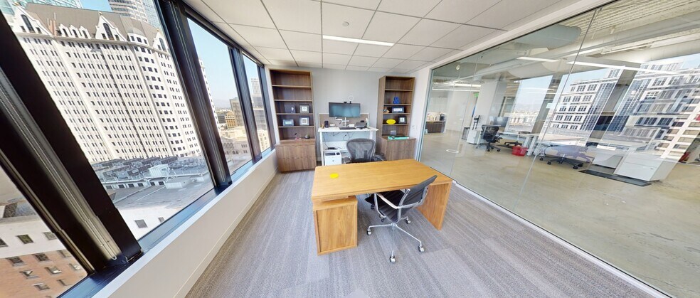 More Photos Of 700 S Flower St, Los Angeles Office For Lease