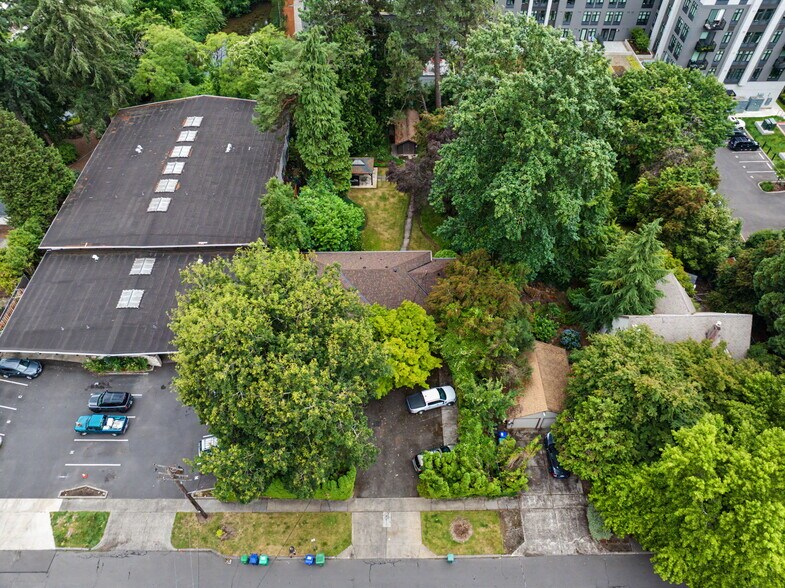 More Photos Of 10423 SE 23RD Ave, Portland Medical For Sale