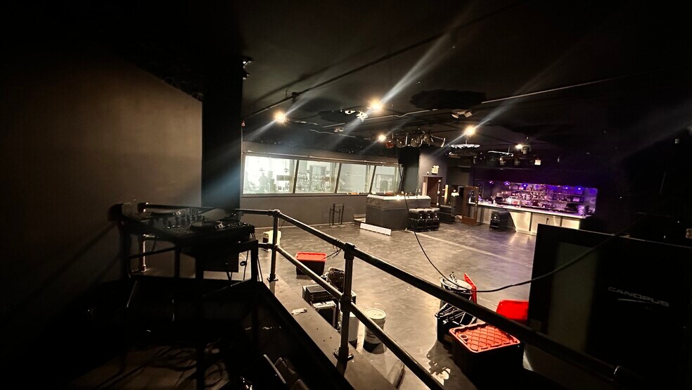 More Photos Of 361 Metropolitan Ave, Brooklyn General Retail For Lease