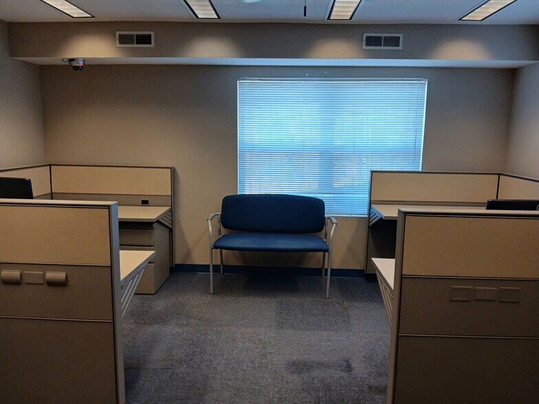 More Photos Of 1347 Jefferson St, Macon-Bibb Office For Lease