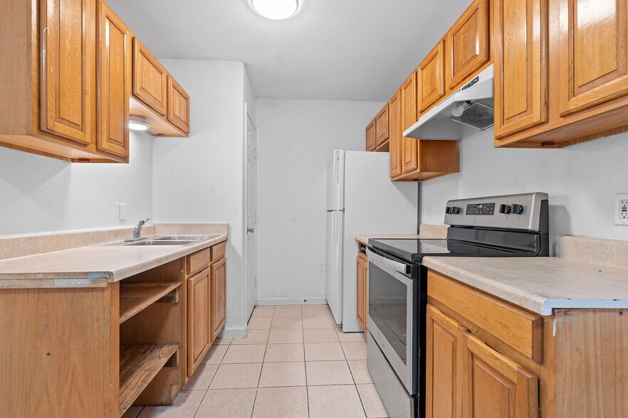 More Photos Of 8207 Sam Rayburn Dr, Austin Apartments For Sale