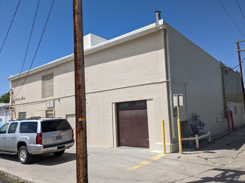 More Photos Of 121 S 7th St, Worland General Retail For Sale