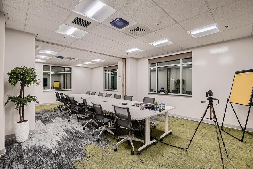 More Photos Of 2300 S Main St, Salt Lake City Manufacturing For Sale