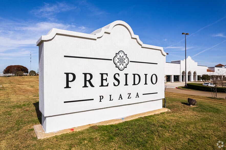 More Photos Of 5800 N Interstate 35, Denton Unknown For Lease