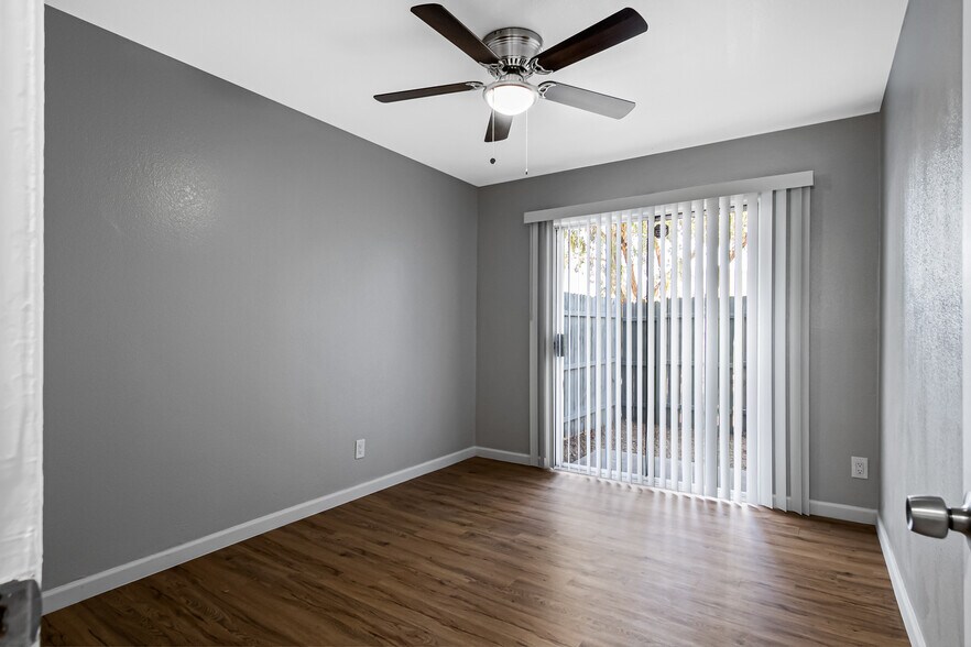 More Photos Of 1346 E Mountain View Rd, Phoenix Apartments For Sale