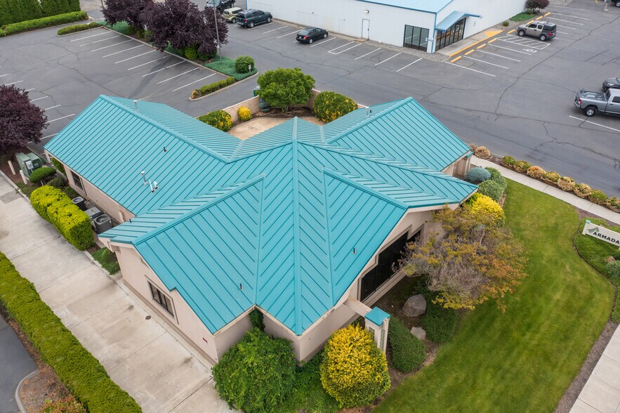 More Photos Of 1045 W Columbia Dr, Kennewick Storefront Retail Office For Sale