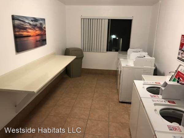 More Photos Of 4444 Ensign Ave, West Toluca Lake Apartments For Sale