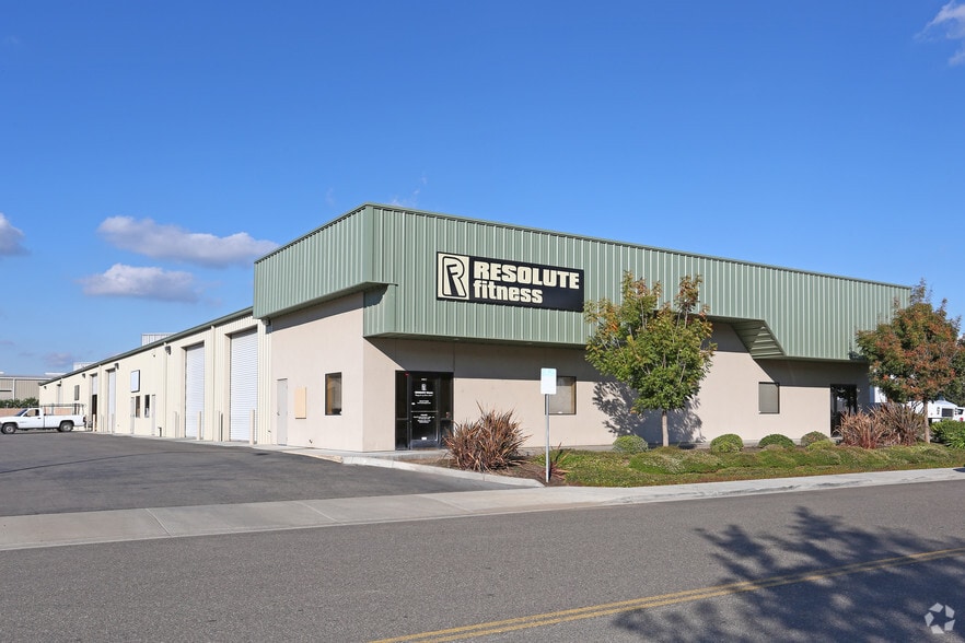 More Photos Of 5151 Pentecost Dr, Modesto Warehouse For Lease