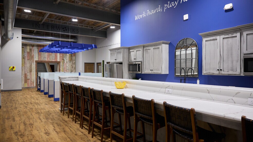 More Photos Of 190 Virginia St, Mount Airy Office For Sale