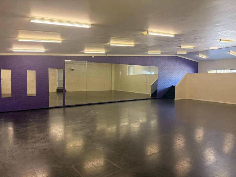 More Photos Of 1A Hughes St, Batemans Bay Showroom For Lease