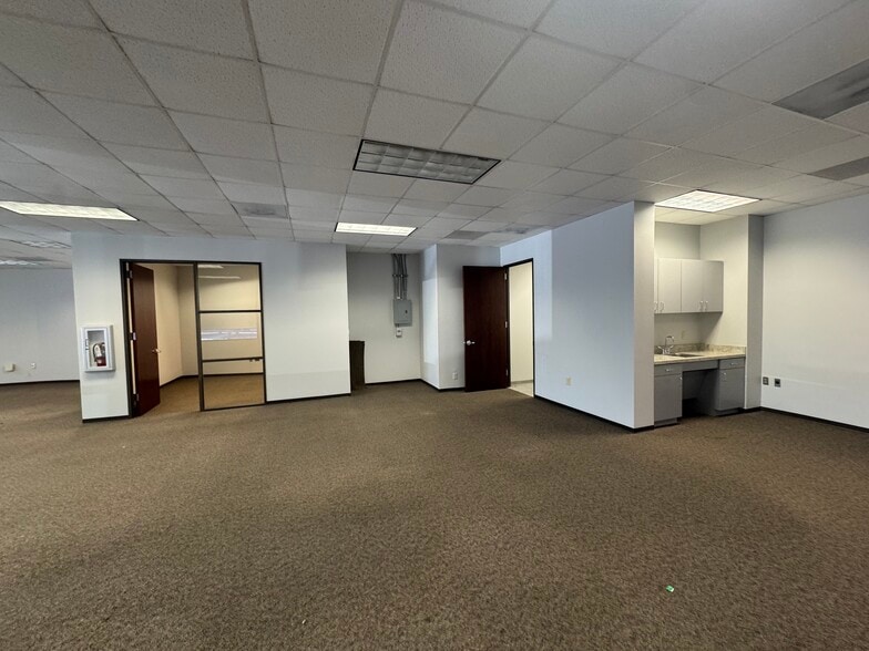More Photos Of 4625 Centerview Dr, San Antonio Storefront Retail Office For Sale