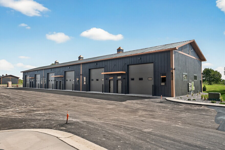 More Photos Of 7060 Kagan Avenue NE, Otsego Warehouse For Sale
