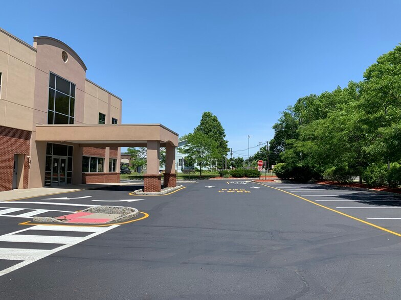 More Photos Of 343 Old Georges Rd, North Brunswick Medical For Lease