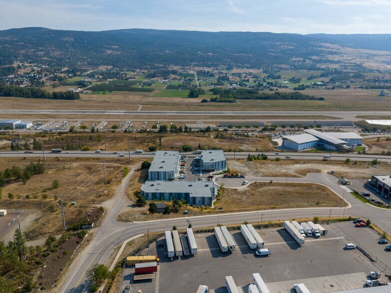 More Photos Of 2171 Optic Crt, Kelowna Industrial For Lease