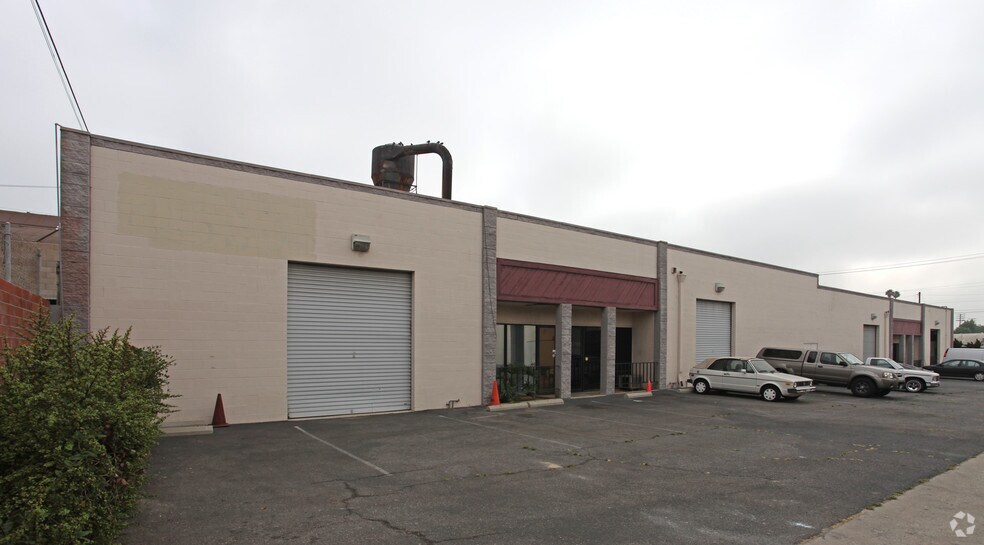 More Photos Of 409-415 S Raymond Ave, Alhambra Warehouse For Lease