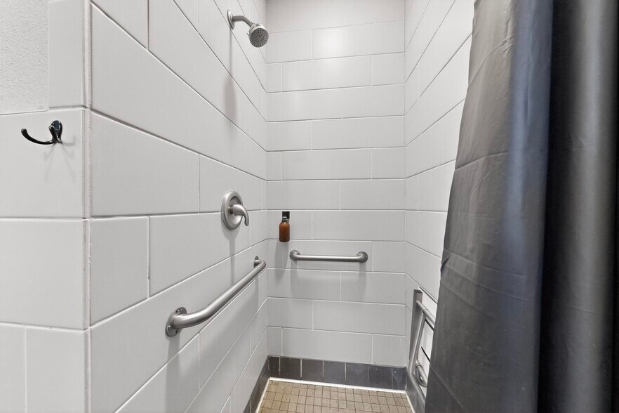 More Photos Of 9368 Valley View Dr NW, Albuquerque Apartments For Sale