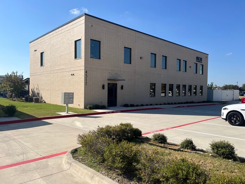 Primary Photo Of 4317 Marsh Ridge, Carrollton Showroom For Sale