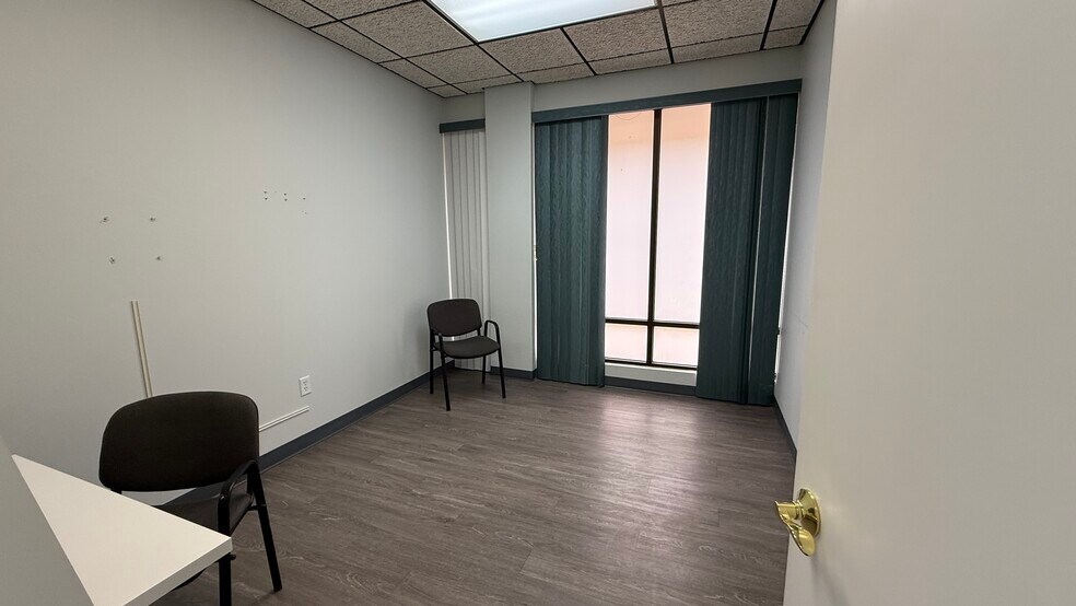 More Photos Of 1941 E 37th St, Odessa Office For Sale