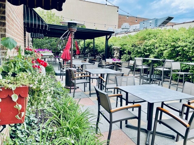 More Photos Of 524 Sheridan Rd, Highwood Restaurant For Sale