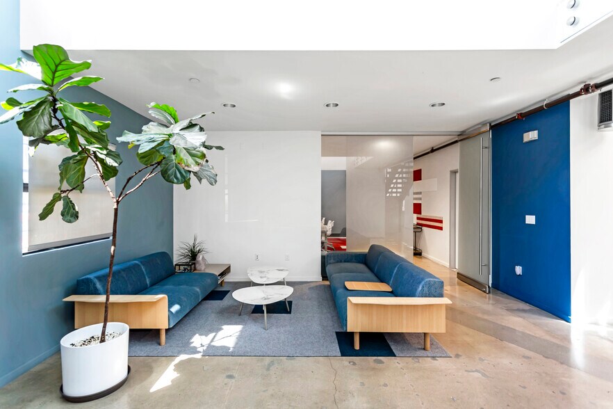 More Photos Of 5285 W Washington Blvd, Los Angeles Loft Creative Space For Sale